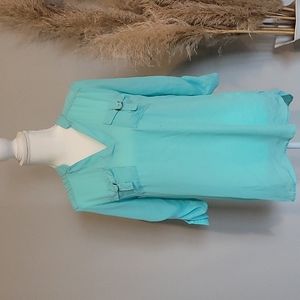 Rue21 minty blue front pocket half sleeve blouse Size M